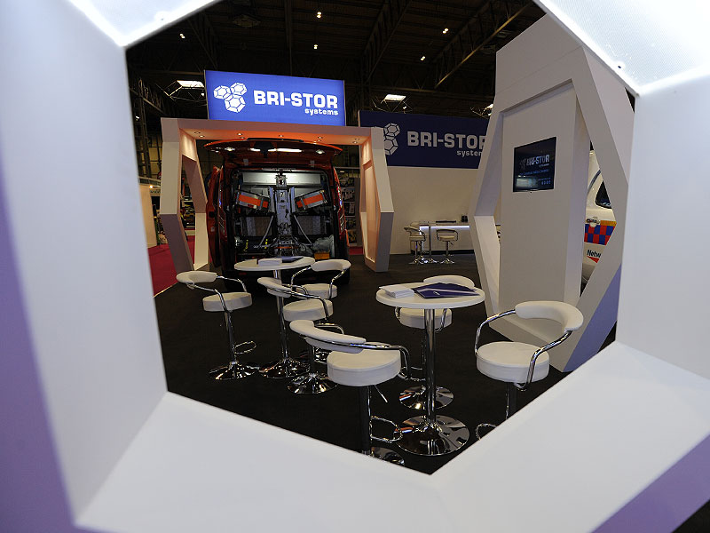 Practical tips for organisers to provide the best furniture for exhibitors